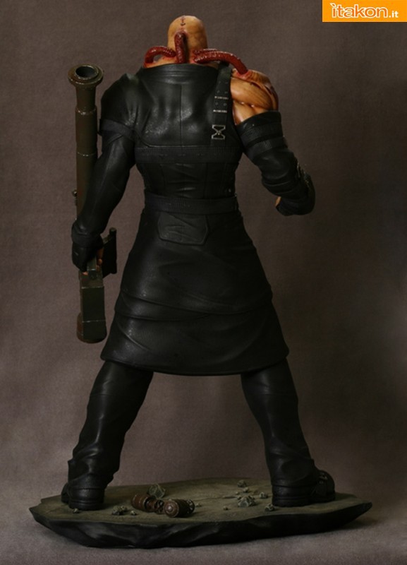 Hollywood Collectibles: Resident Evil: Nemesis Statue - in preordine