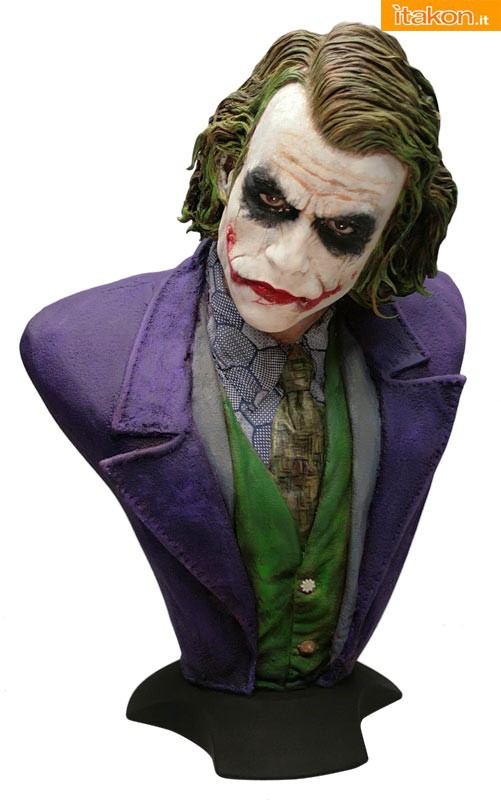 Hollywood Collectibles Group: The Dark Knight 1:1 Scale Joker Bust