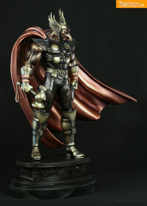 Bowen Designs: Captain America Avengers e Faux Bronze Beta Ray Bill statue - WEBSITE EXCLUSIVE