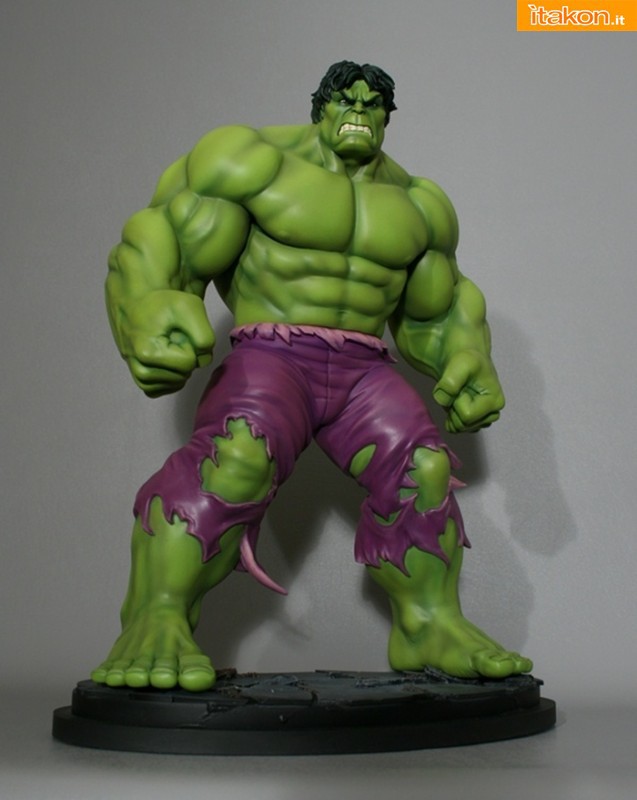 Bowen Designs: Savage Hulk statue - In Preordine