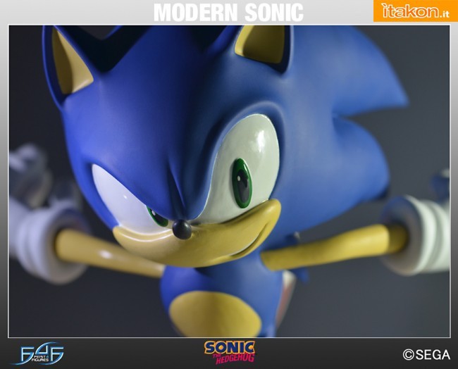 First 4 Figures: Sonic The Hedgehog - Modern Sonic statue - In Preordine