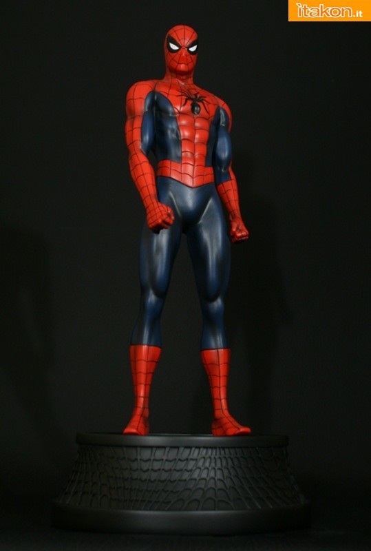 Bowen Designs: Red Spider-Man Statue in preordine