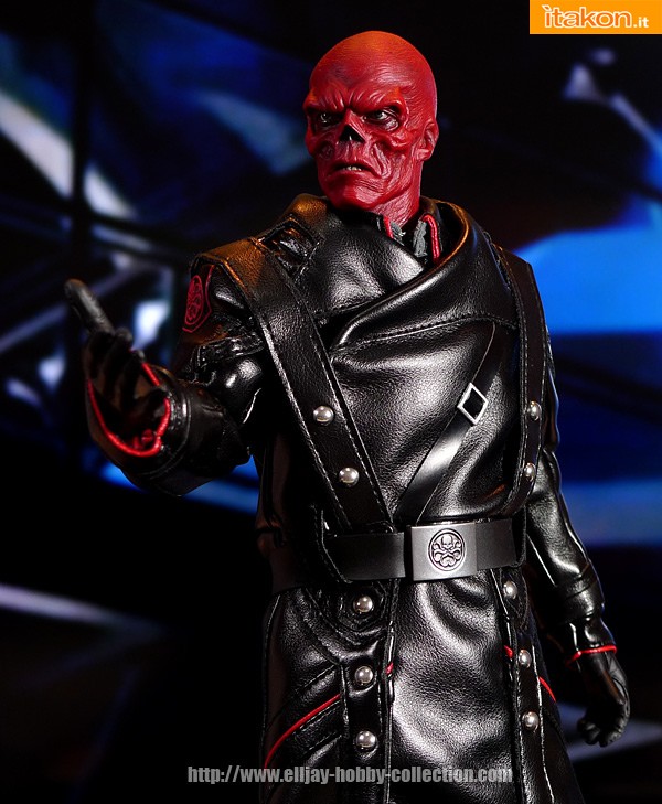 Hot Toys: MMS-167 "THE FIRST AVENGER" Captain America Red Skull - Galleria Fotografica