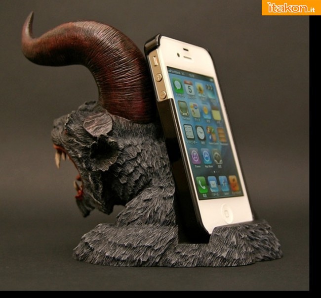 Art Of War: Zodd Smart Phone Stand Standard e Bloody Exclusive Version