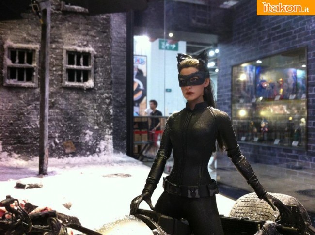 The Dark Knight Rises: Catwoman 1/6