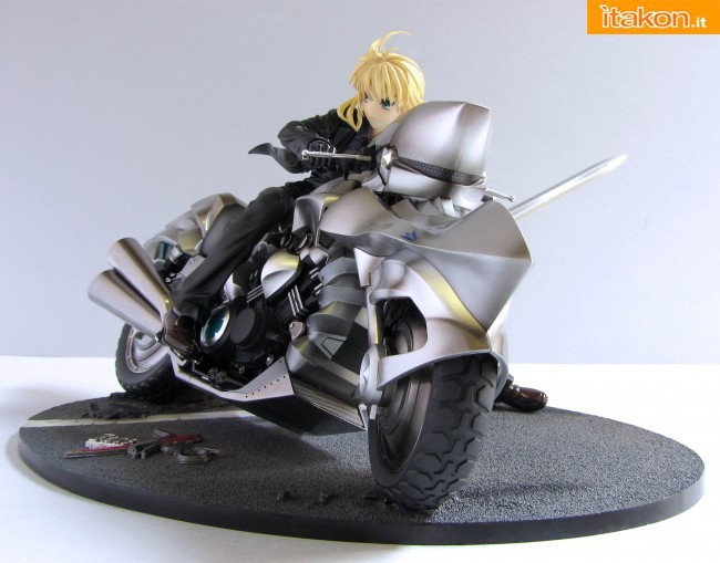 Fate/Zero: recensione di Saber & Saber Motored Cuirassier by GSC