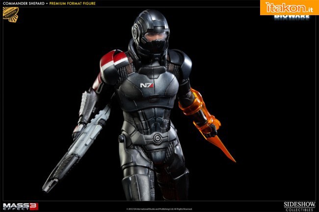 Sideshow: Mass Effect 3: Commander Shepard Premium Format Figure - Immagini Ufficiali