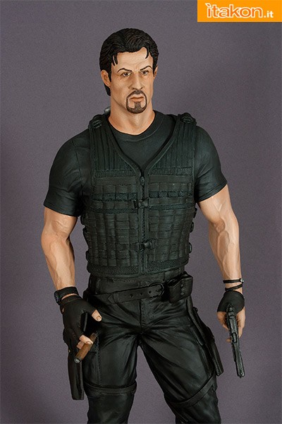 Hollywood Collectibles: THE EXPENDABLES 1:4 SCALE BARNEY ROSS - In Preordine