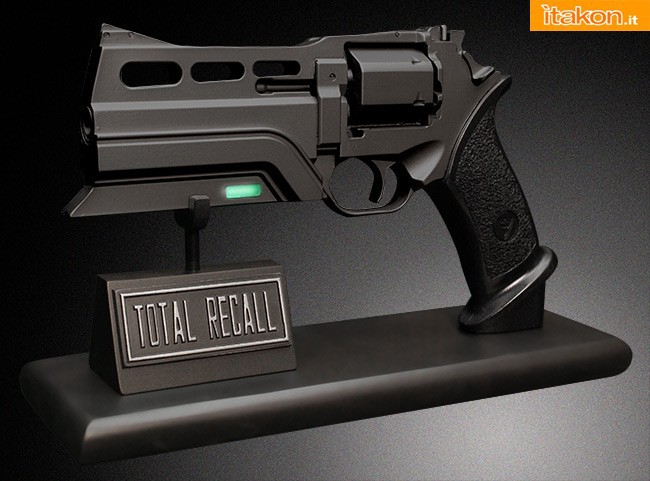 Hollywood Collectibles: TOTAL RECALL BLASTER PROP REPLICA - In Preordine\
