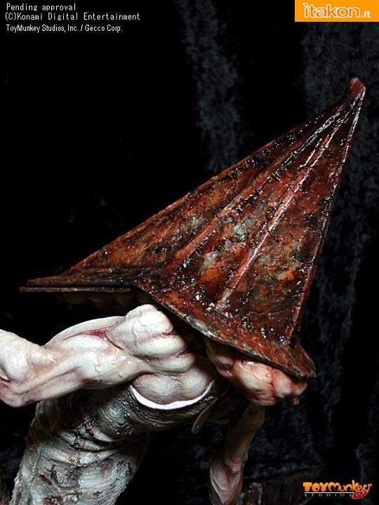 Toymunkey Studios: Silent Hill 2 - Red Pyramid Thing 1/6