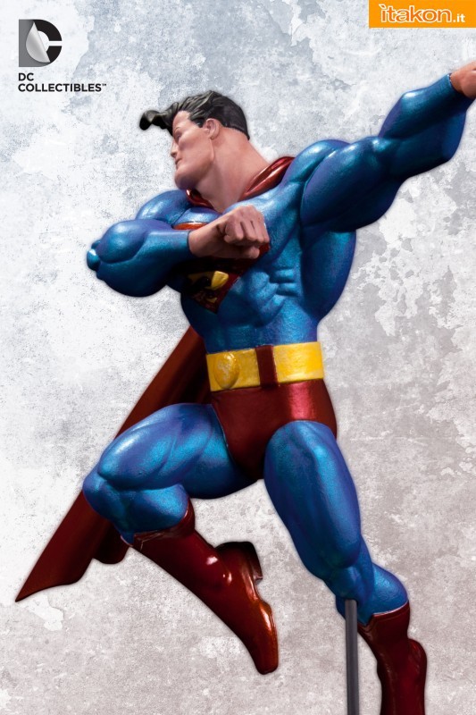 All-New Metallic Superman statue by Frank Miller - In Preordine