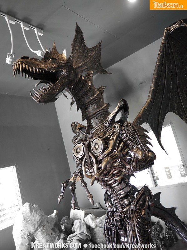Steampunk - 330cm The Metal Giant Dragon $11,500.00