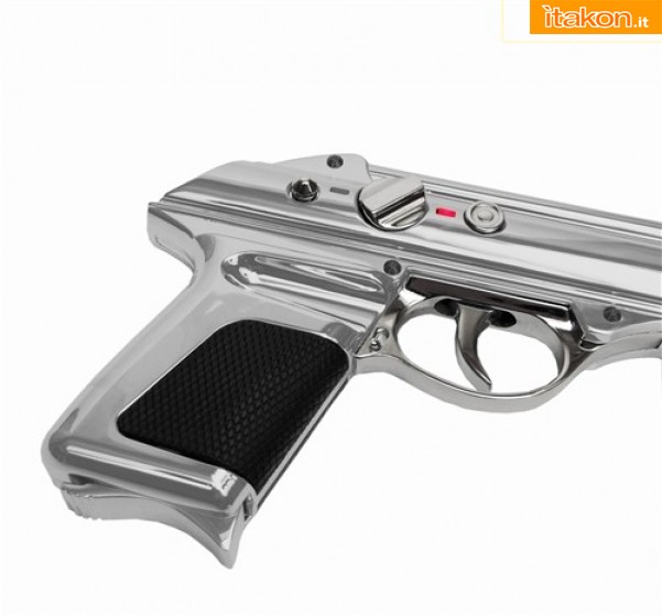 Factory Entertainment: Standard Issue Agent Sidearm (J2) Prop Replica - In Preordine