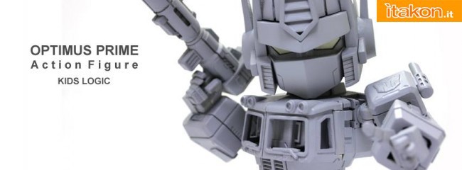 Transformers: Deformed Action Figure Optimus Prime di Kids Logic - Anteprima