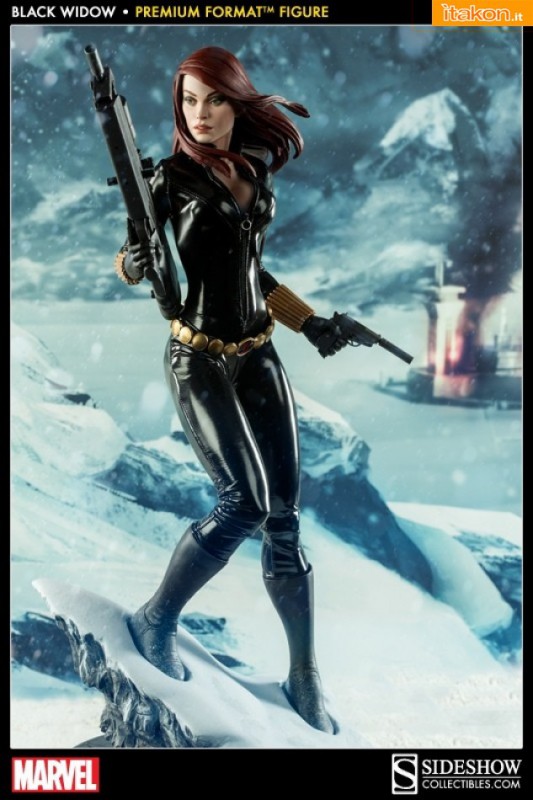 he Avengers: Black Widow Premium Format Comic Version di Sideshow - Anteprima