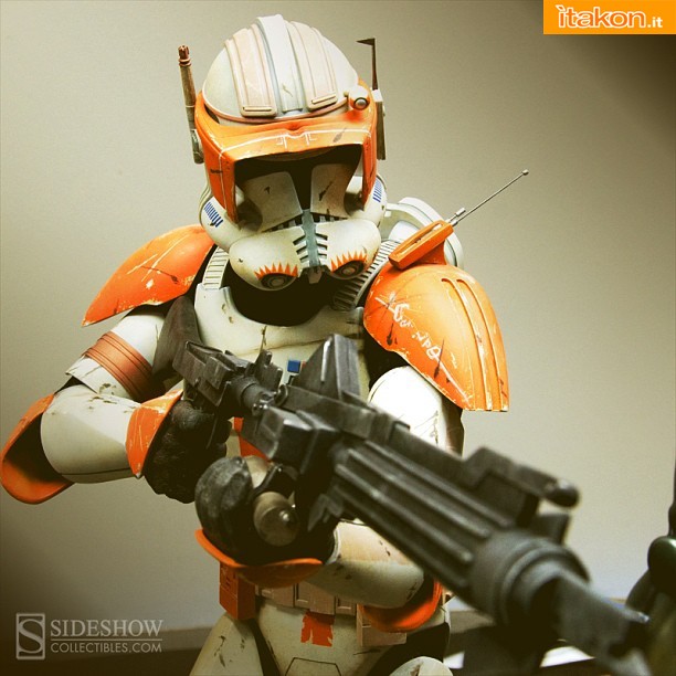 Star Wars: Commander Cody Premium Format Figure di Sideshow - Anteprima
