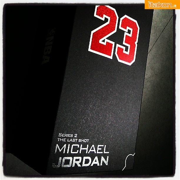 Enterbay: Michael Jordan Real Masterpiece 1/6 Series 2 THE LOST SHOT - Anteprima