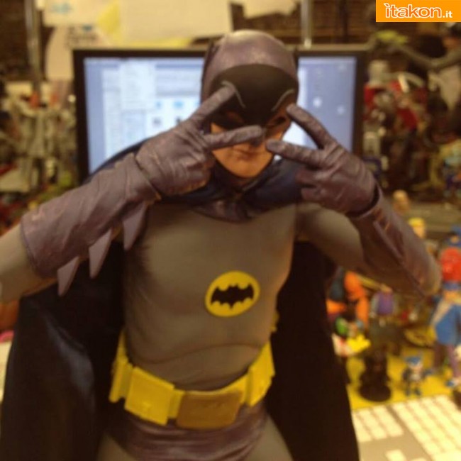 Adam West Batman 1/4 action figures di Neca - Prodotto Finito