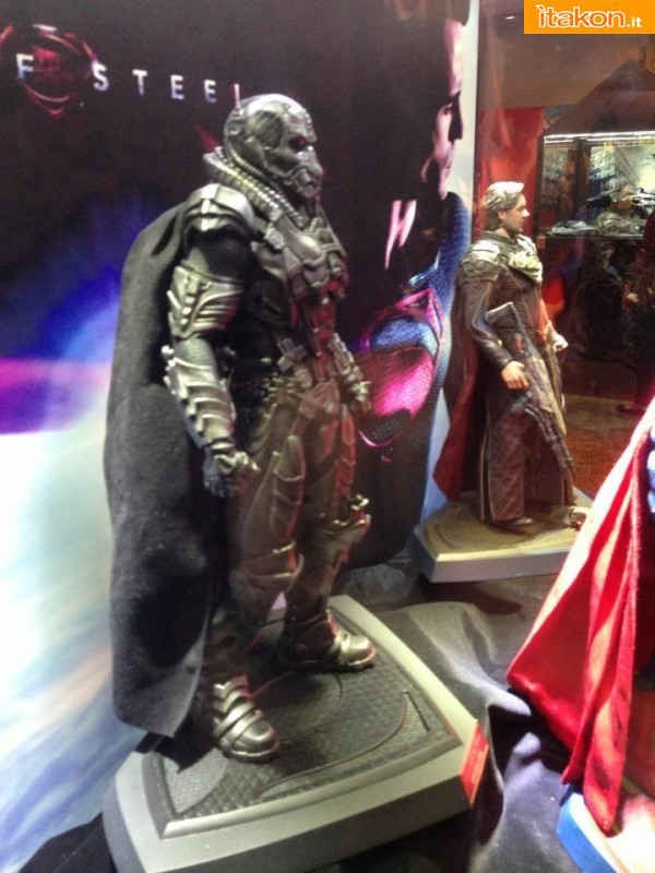 Hot Toys Annual Exhibition 2013 foto live