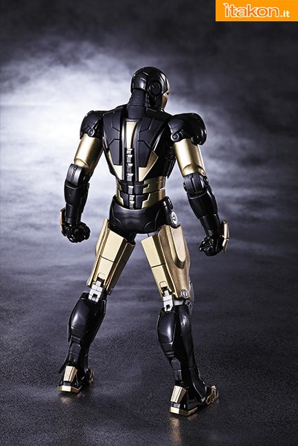 Bandai: S.H. Figuarts Iron Man Mark VI Black Edition Tamashii 2013