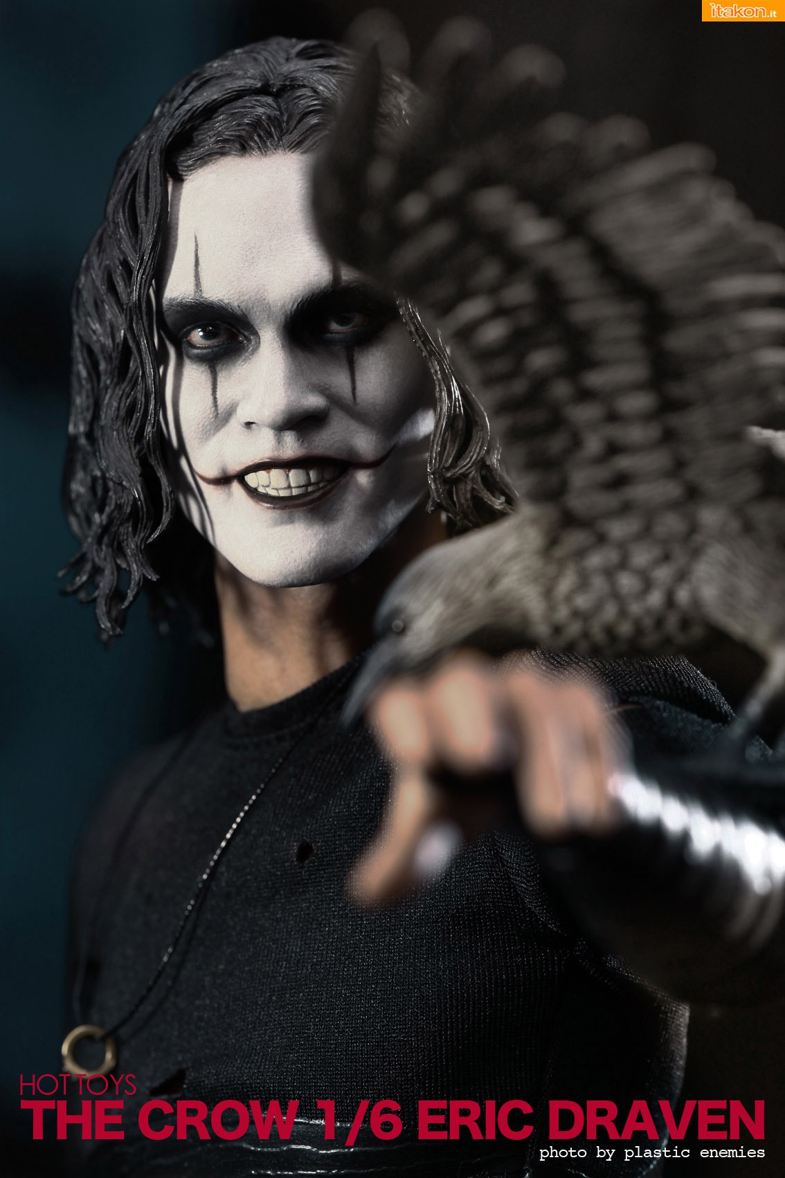 The crow. Эрик Дрейвен ворон 1994. Ворон 1994 Брэндон ли. Фильм ворон Брэндон ли. Ворон фильм 1994 Брэндон ли.