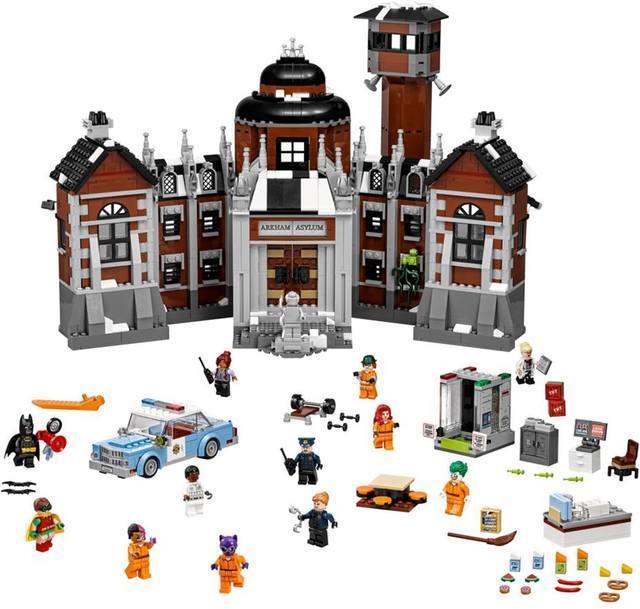LEGO rivela il suo nuovo set della linea Art dedicato a Batman