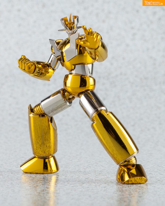 Recensione: Shin Mazinger Z Gold Ver. Super Robot Chogokin ...