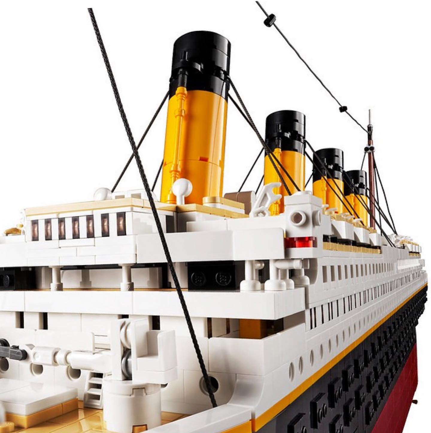 LEGO Titanic il Set più grande di sempre con 9000 Mattoncini (#10294) – (5)  –